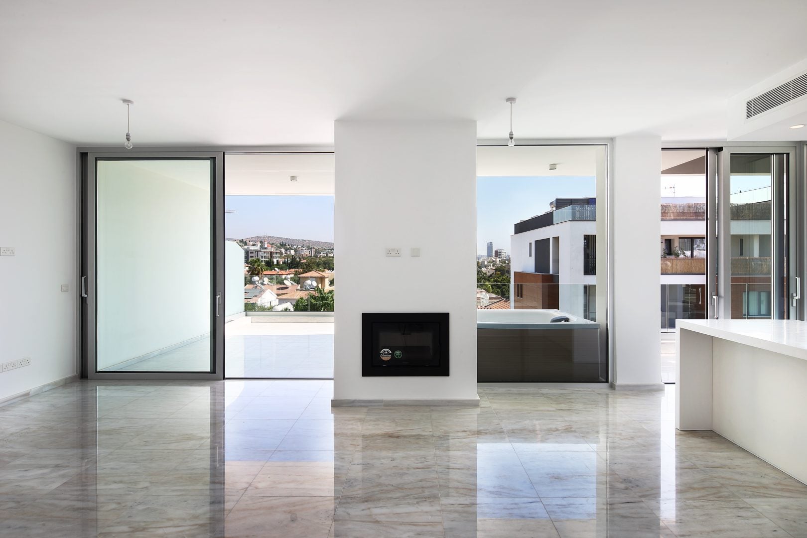 Amathos Residences 3-bed apartment, Limassol: photo 2